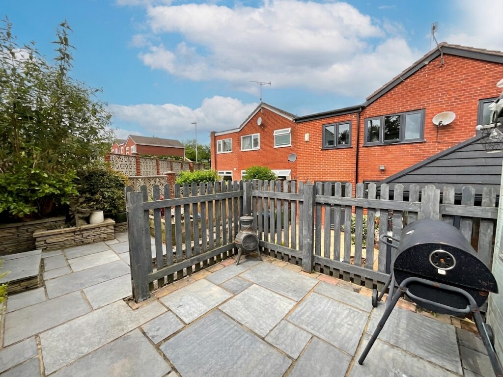 Sandon Road, Cresswell, ST11