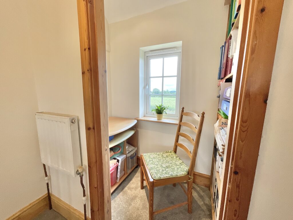 Whitgreave Lane, Whitgreave, ST18