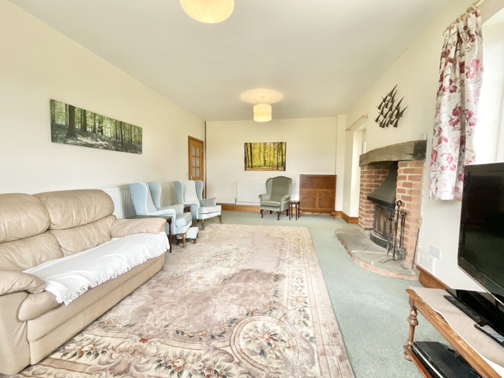 Whitgreave Lane, Whitgreave, ST18