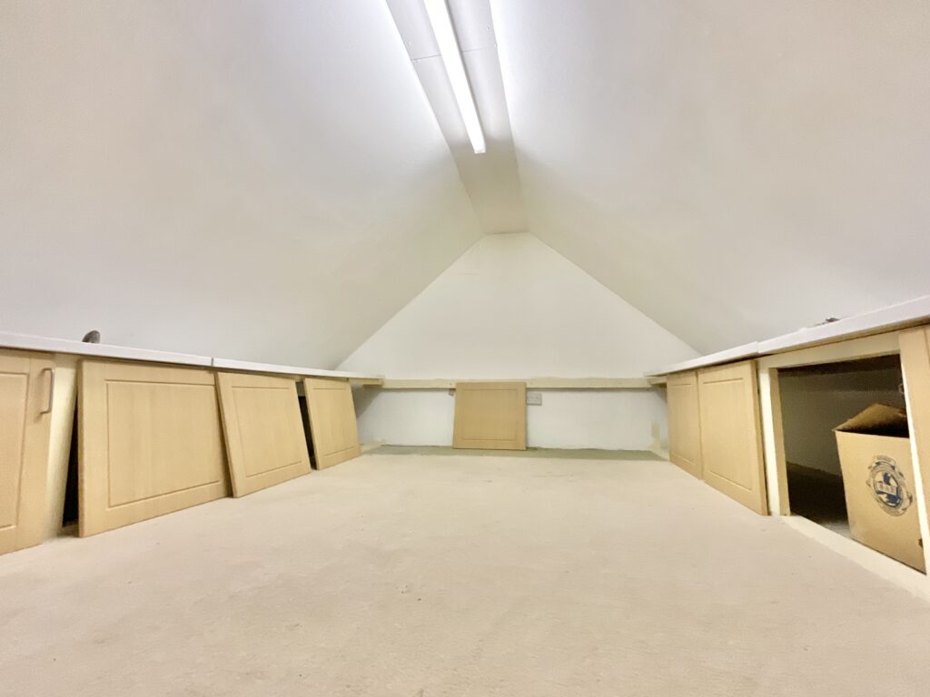 Whitgreave Lane, Whitgreave, ST18