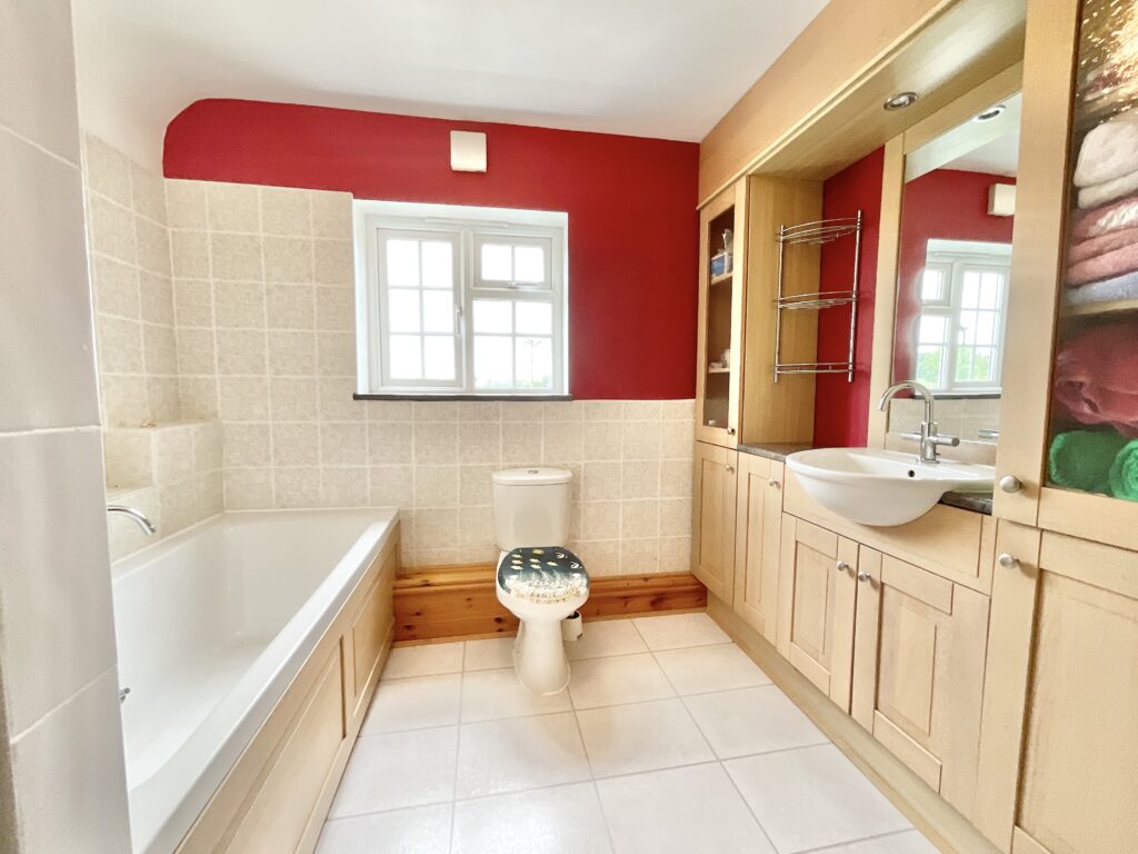 Whitgreave Lane, Whitgreave, ST18