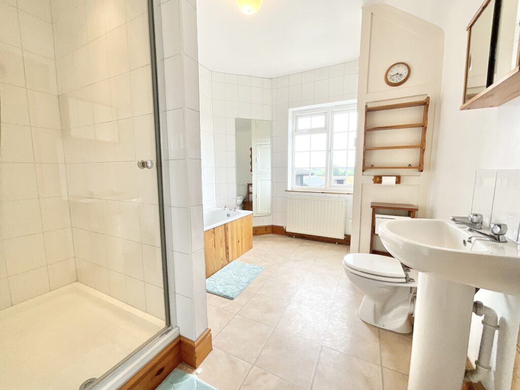 Whitgreave Lane, Whitgreave, ST18