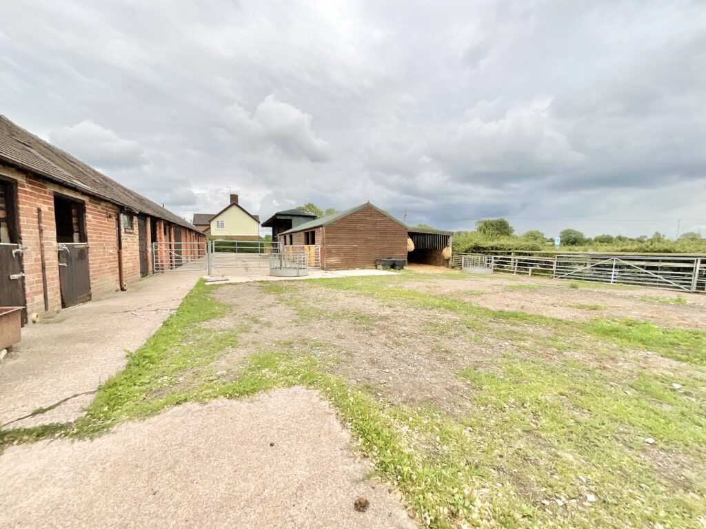 Whitgreave Lane, Whitgreave, ST18