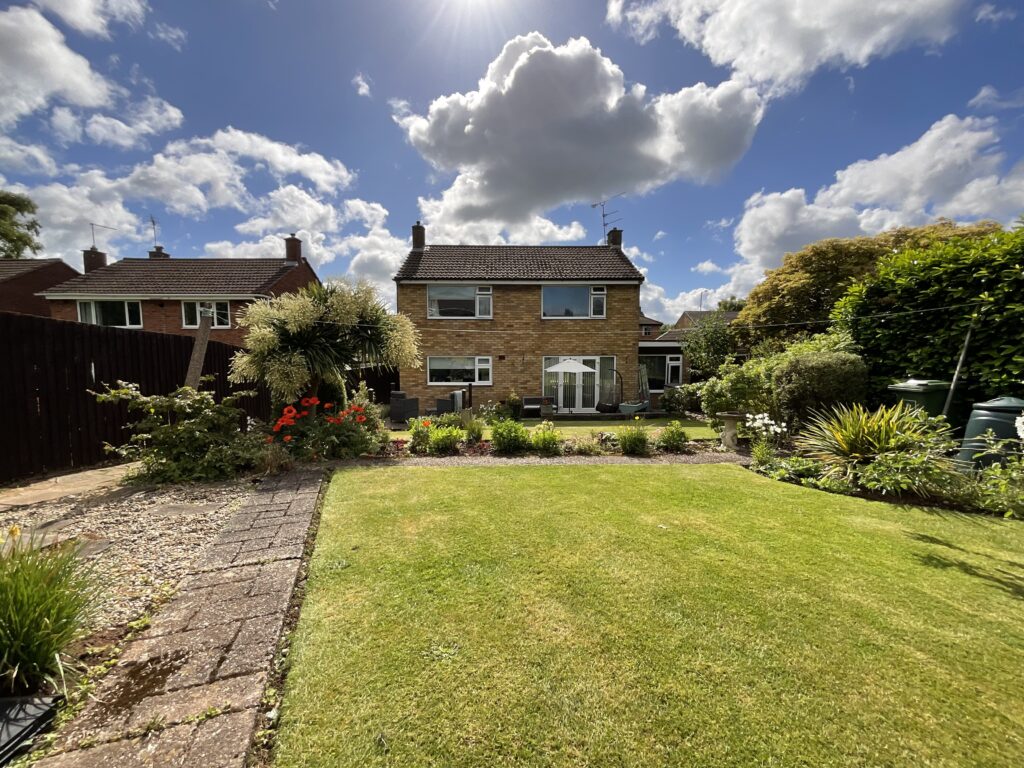 Yelverton Avenue, Stafford, ST17