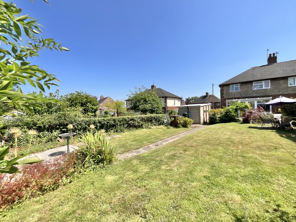 Saltersford Lane, Alton, ST10