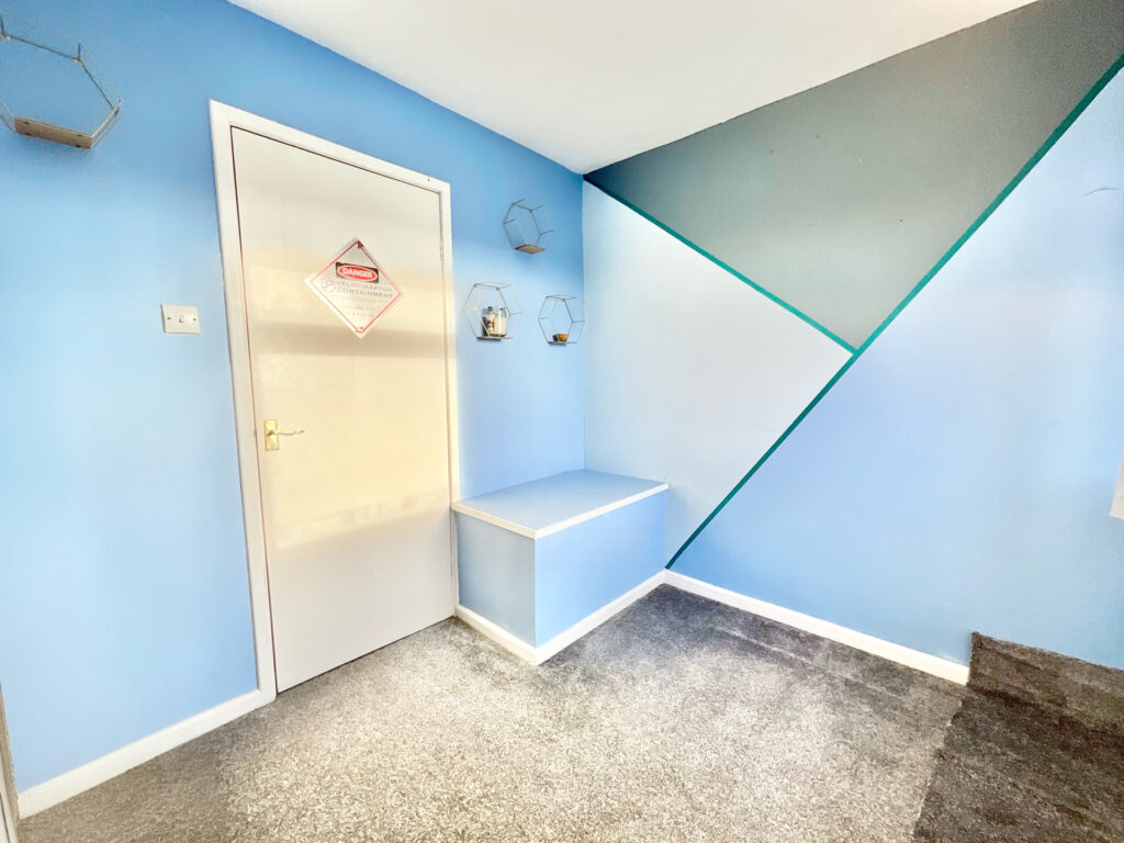 Maple Close, Cheadle, ST10