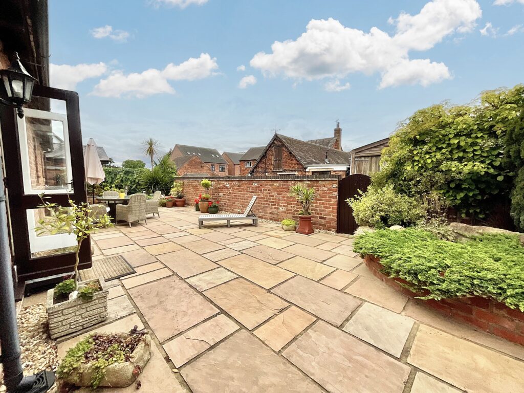 Richards Court, Bednall, ST17
