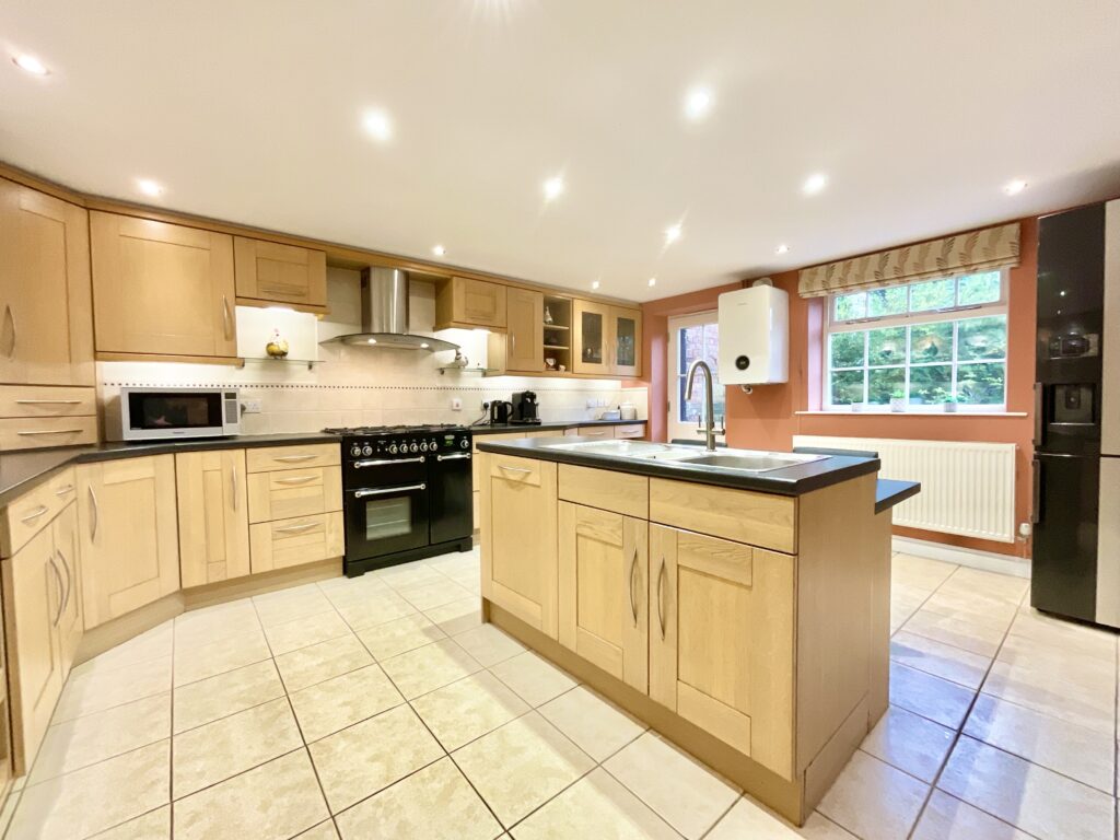 Walton Bank, Eccleshall, ST21