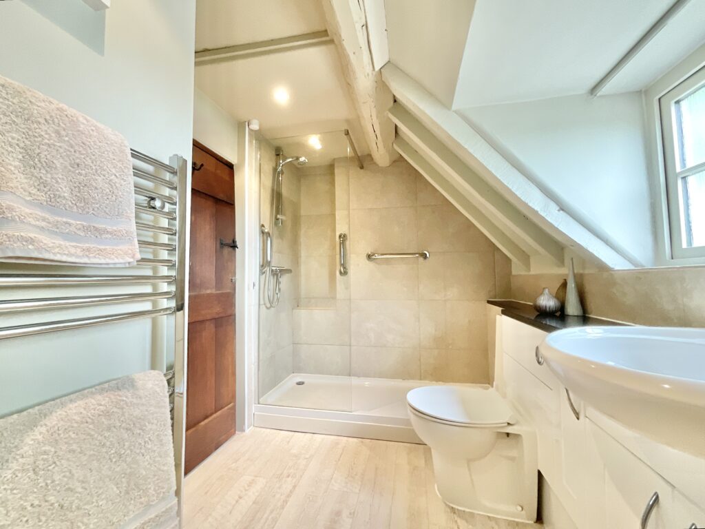 Smithy Lane, Bradley, ST18
