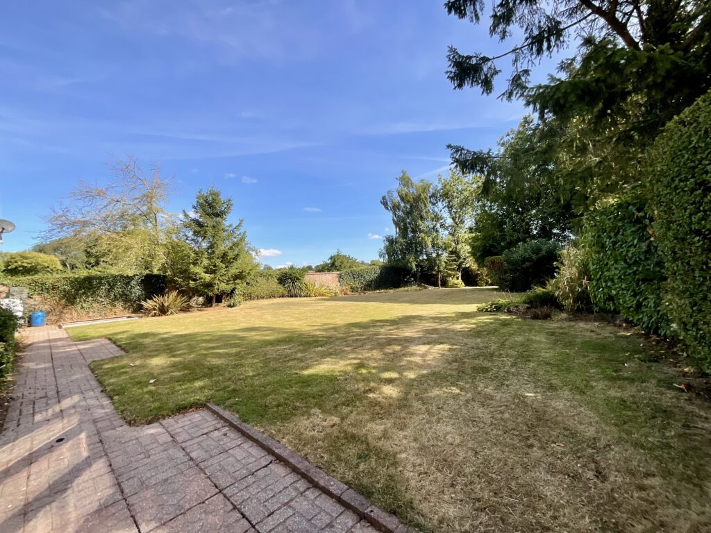 Coton, Milwich, ST18