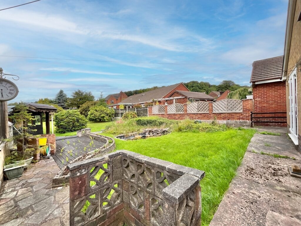The Green, Cheadle, ST10