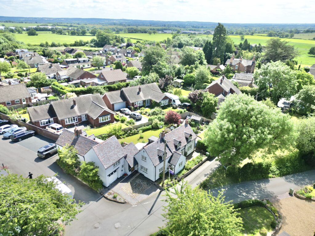 Smithy Lane, Bradley, ST18