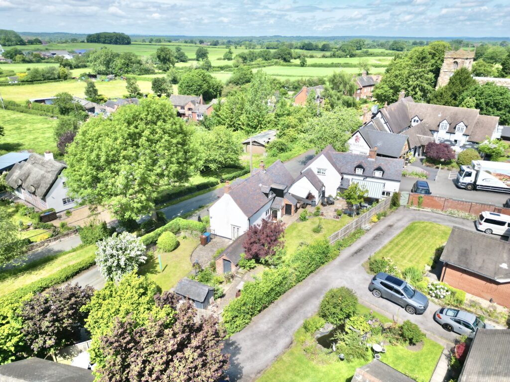 Smithy Lane, Bradley, ST18