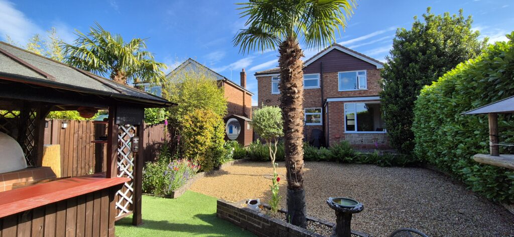 Holyrood Drive, Wistaston, CW2