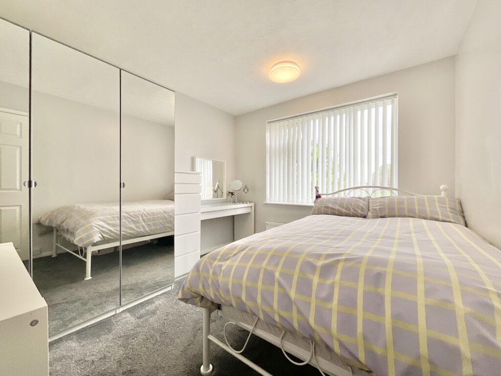 Holyrood Drive, Wistaston, CW2