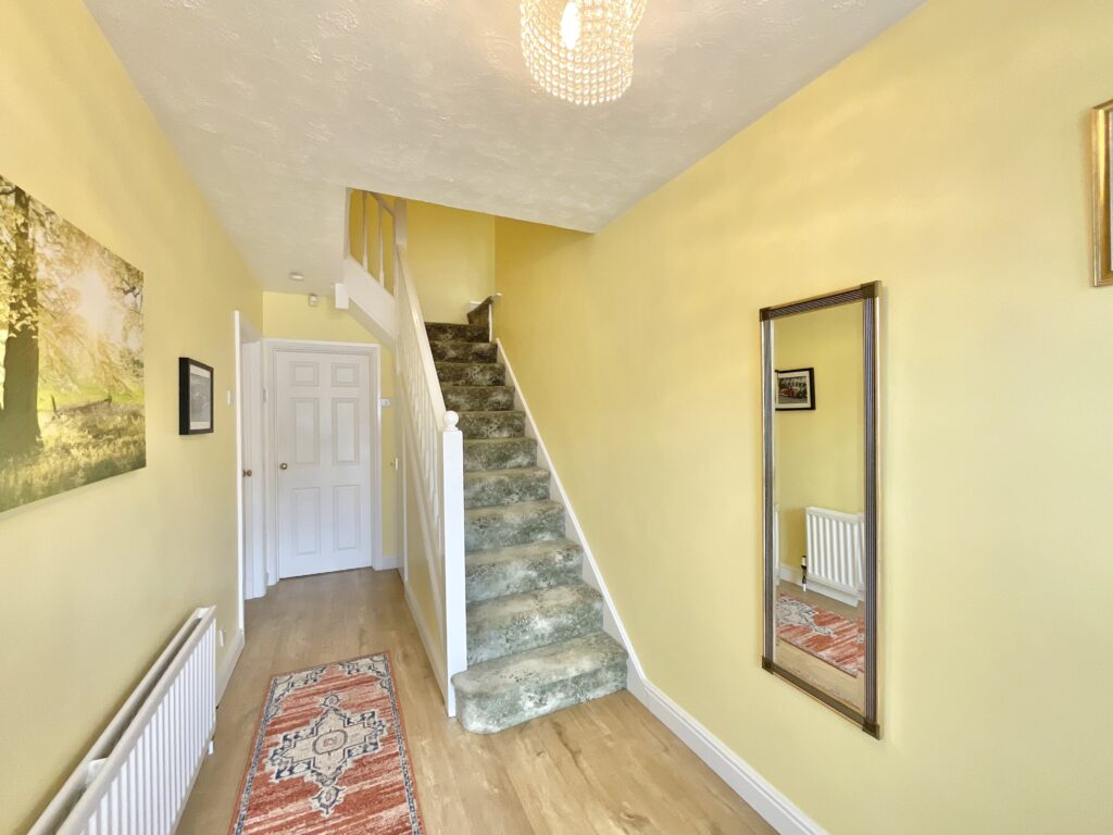 Holyrood Drive, Wistaston, CW2
