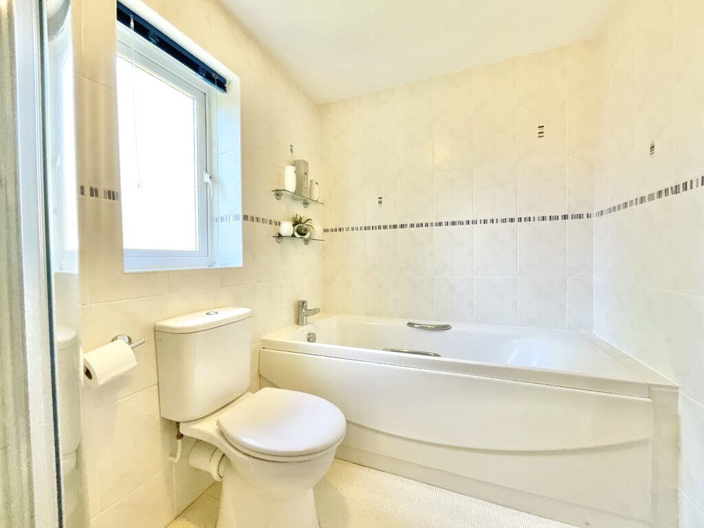 Hampton Drive, Market Drayton, TF9