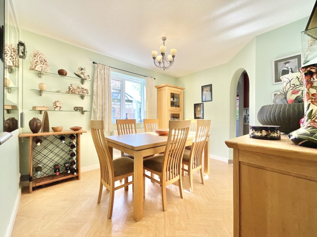 Hampton Drive, Market Drayton, TF9