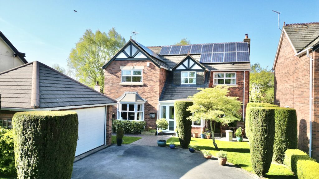 Hampton Drive, Market Drayton, TF9