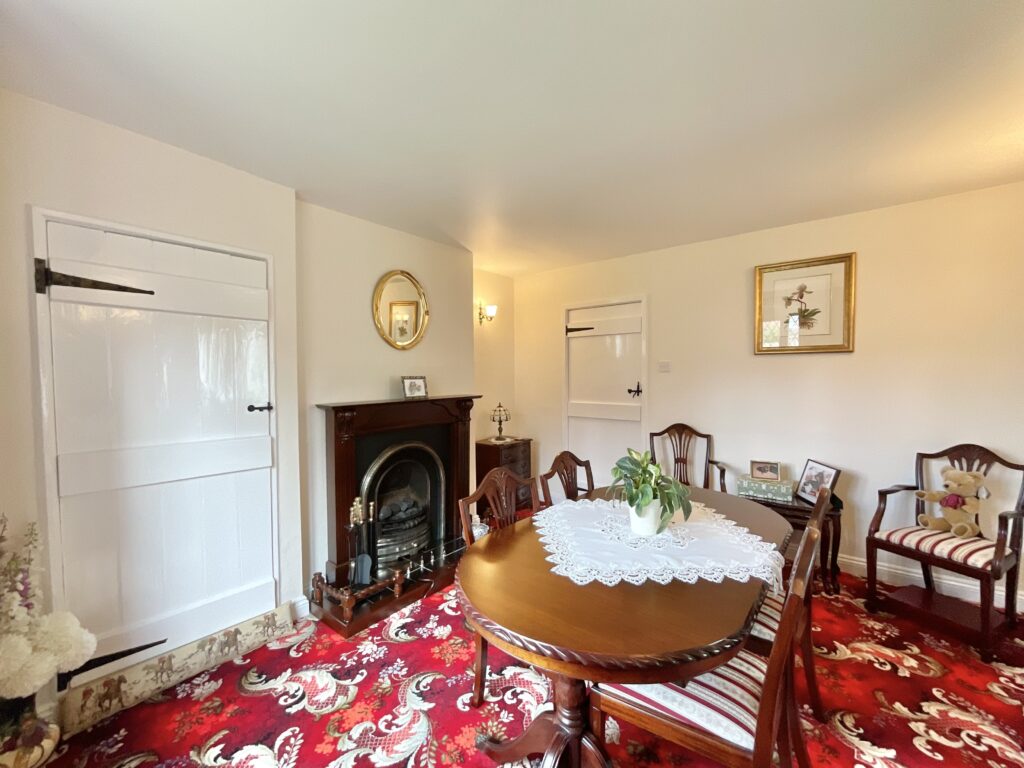 London Road, Weston, ST18