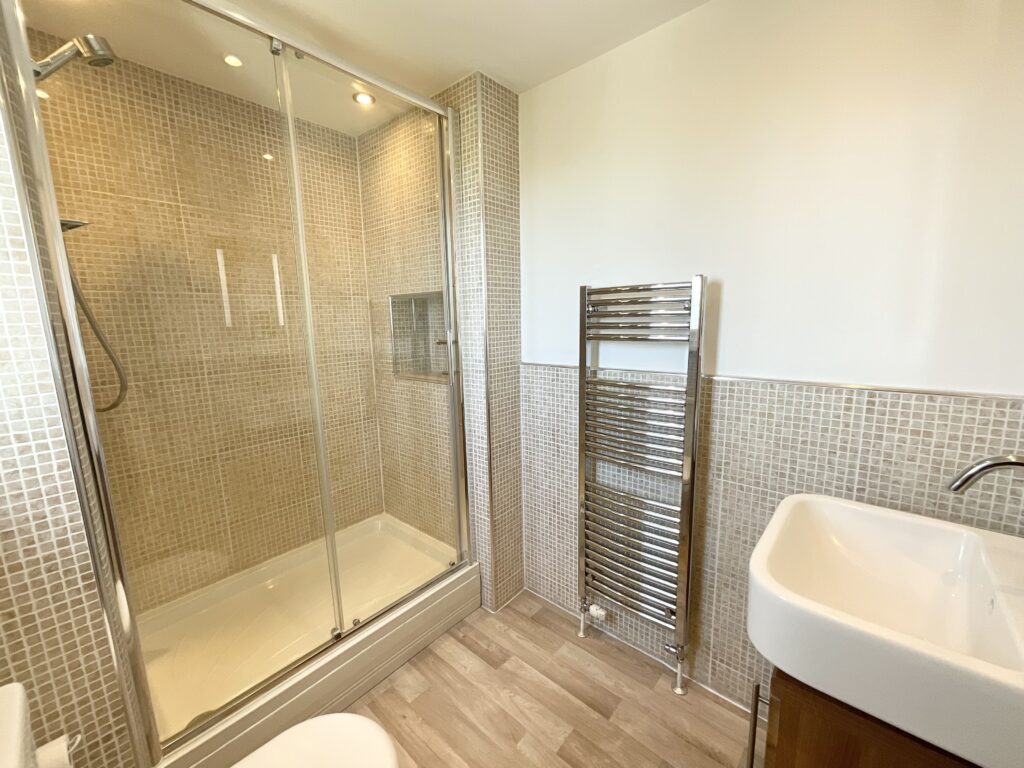 Kennedy Road, Trentham, ST4