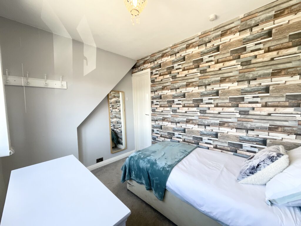 Kennedy Road, Trentham, ST4