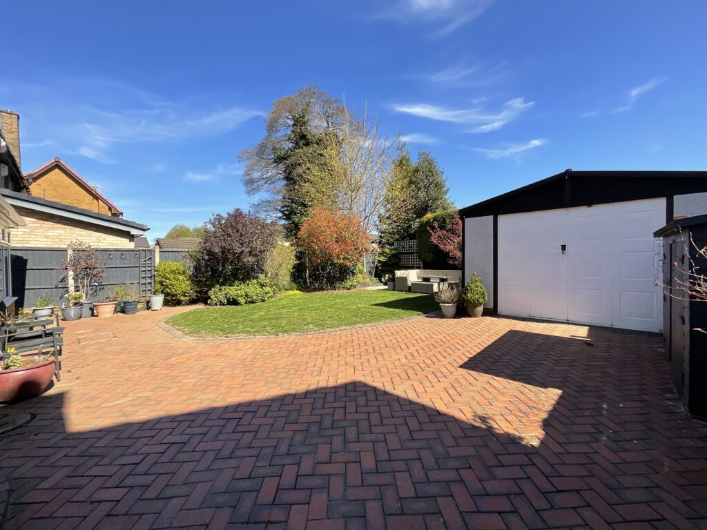 Kennedy Road, Trentham, ST4