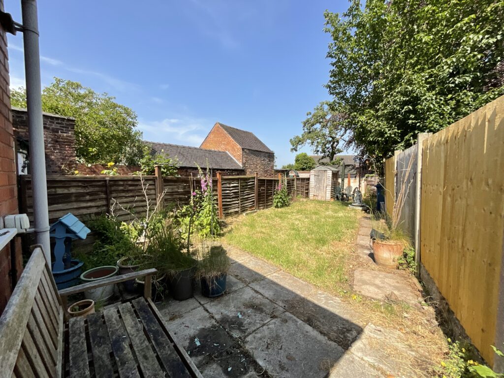 Longton Road, Stone, ST15