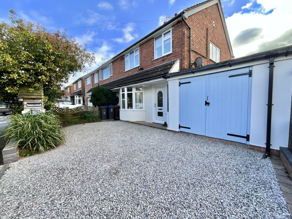 Cranberry Avenue, Checkley, ST10