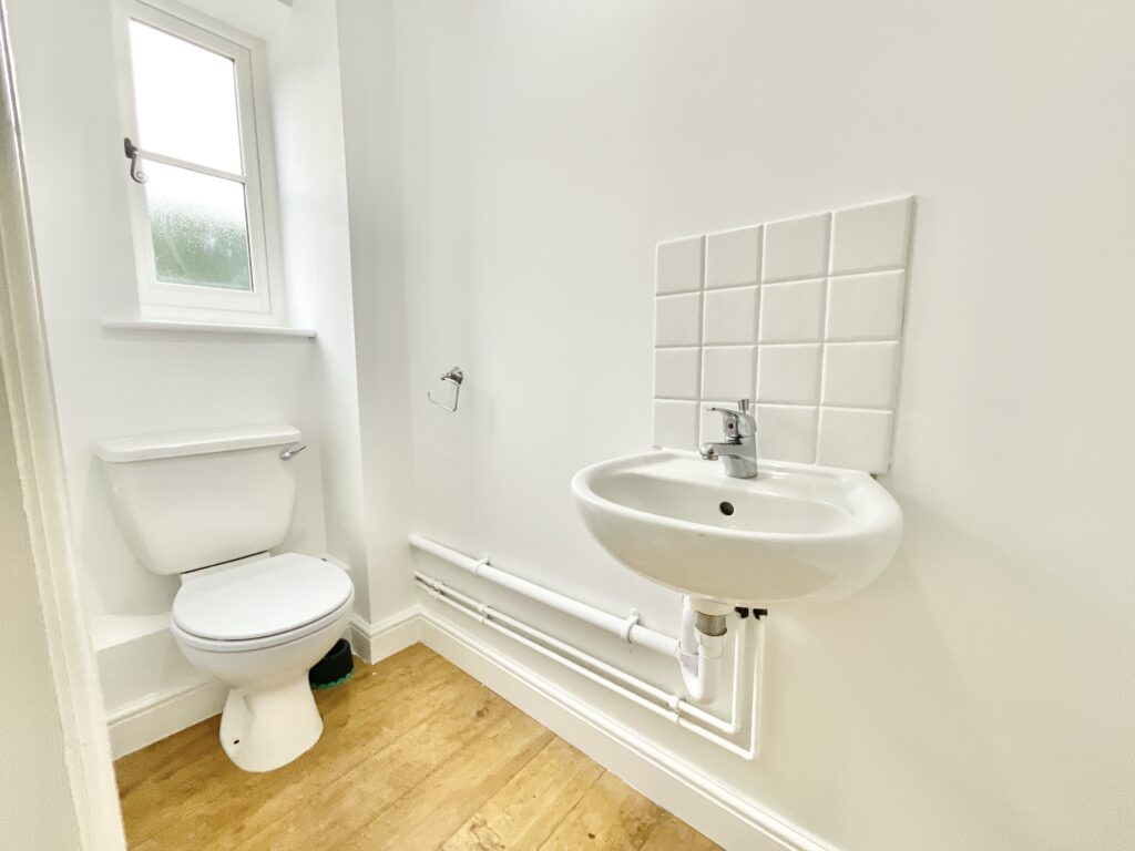 Stafford Road, Knightley, ST20