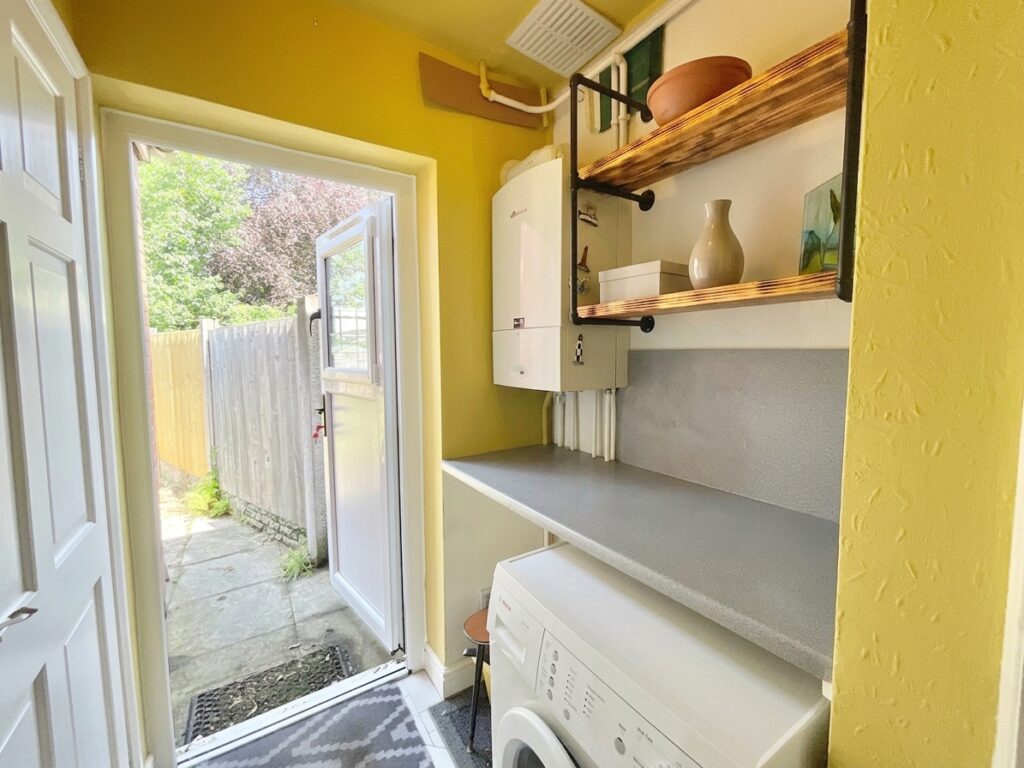 Longton Road, Stone, ST15