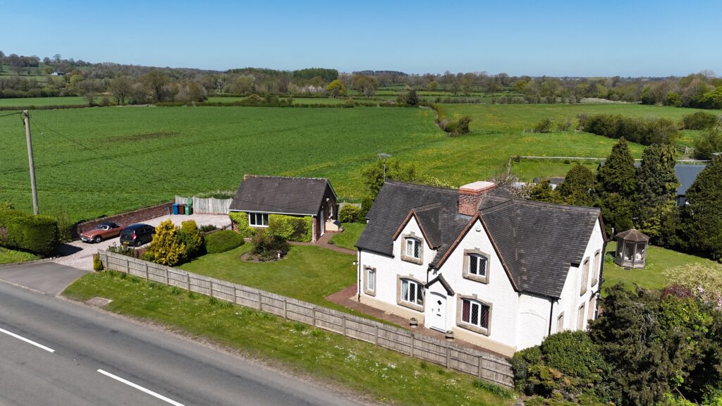 London Road, Weston, ST18