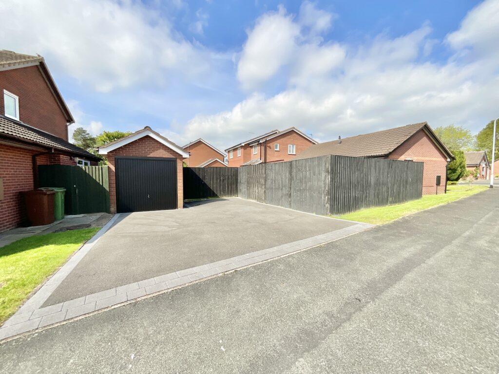 The Paddocks, Yarnfield, ST15