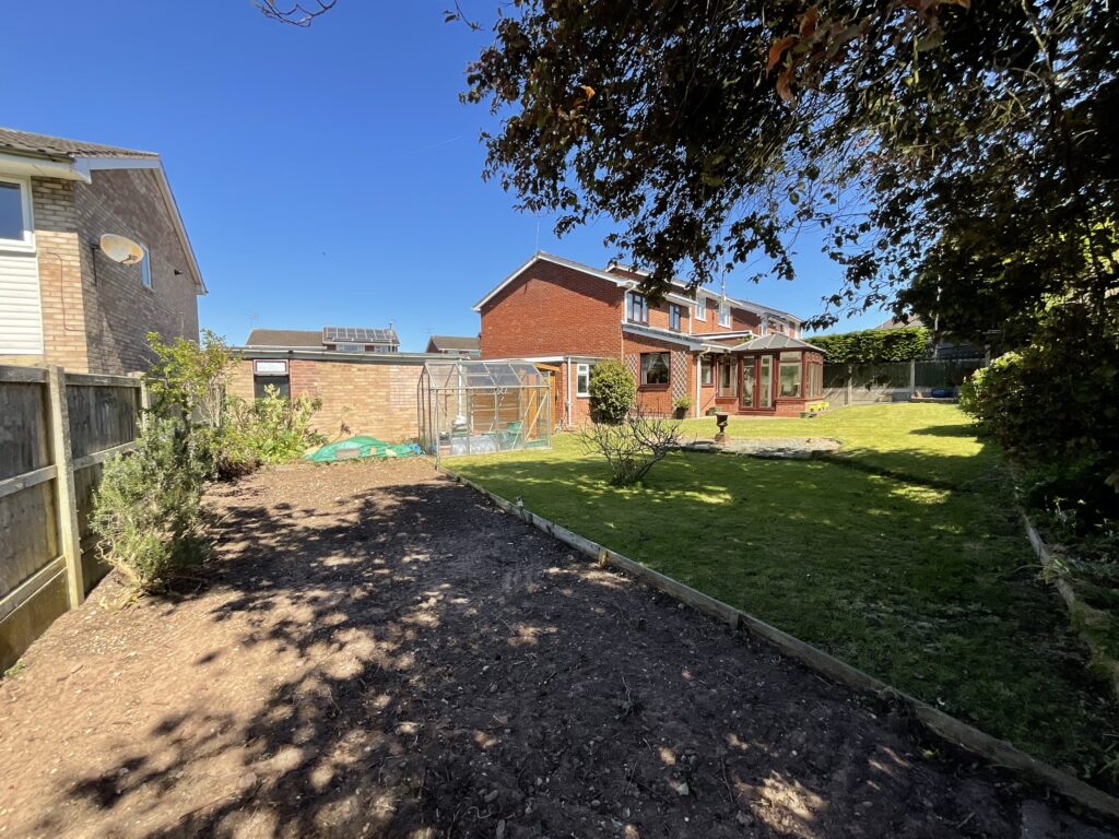 Fernleigh Gardens, Stafford, ST16