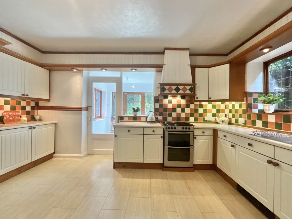 Cheadle Road, Blythe Bridge, ST11