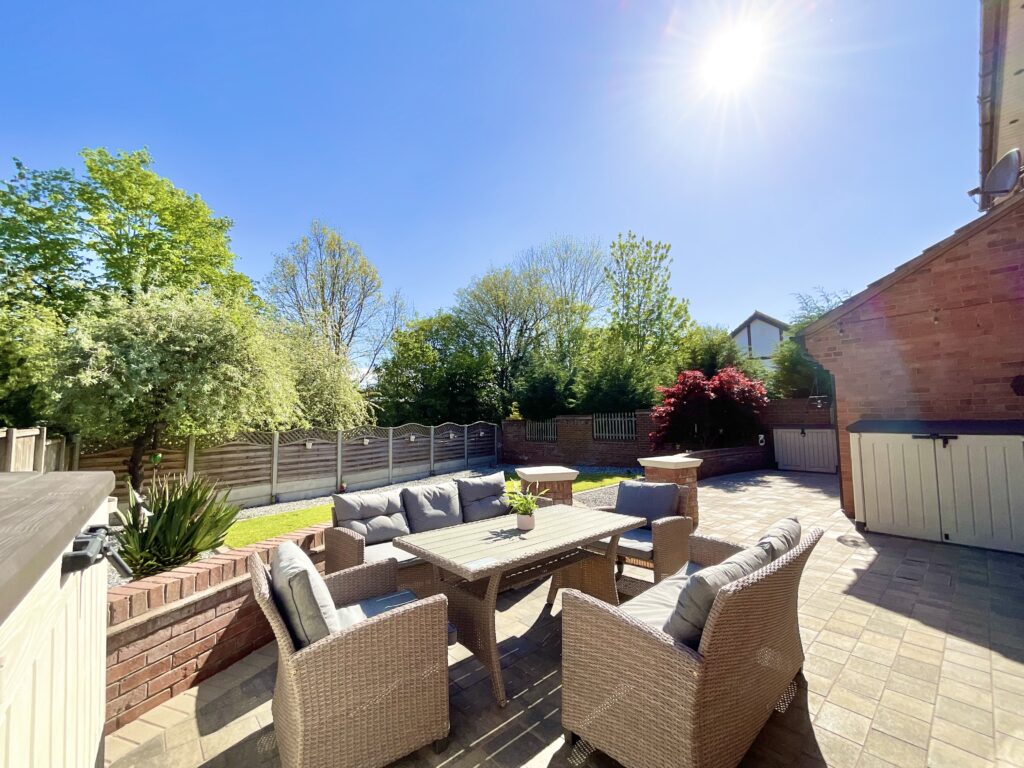 Renaissance Way, Crewe, CW1