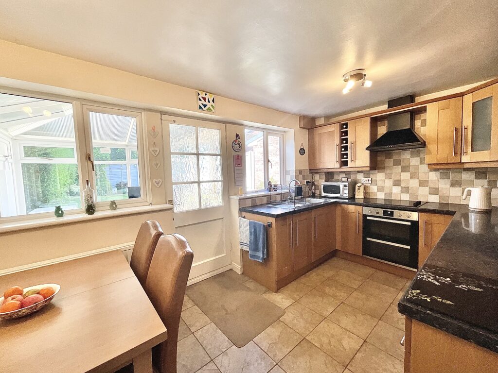 Rustington Avenue, Stoke-On-Trent, ST3
