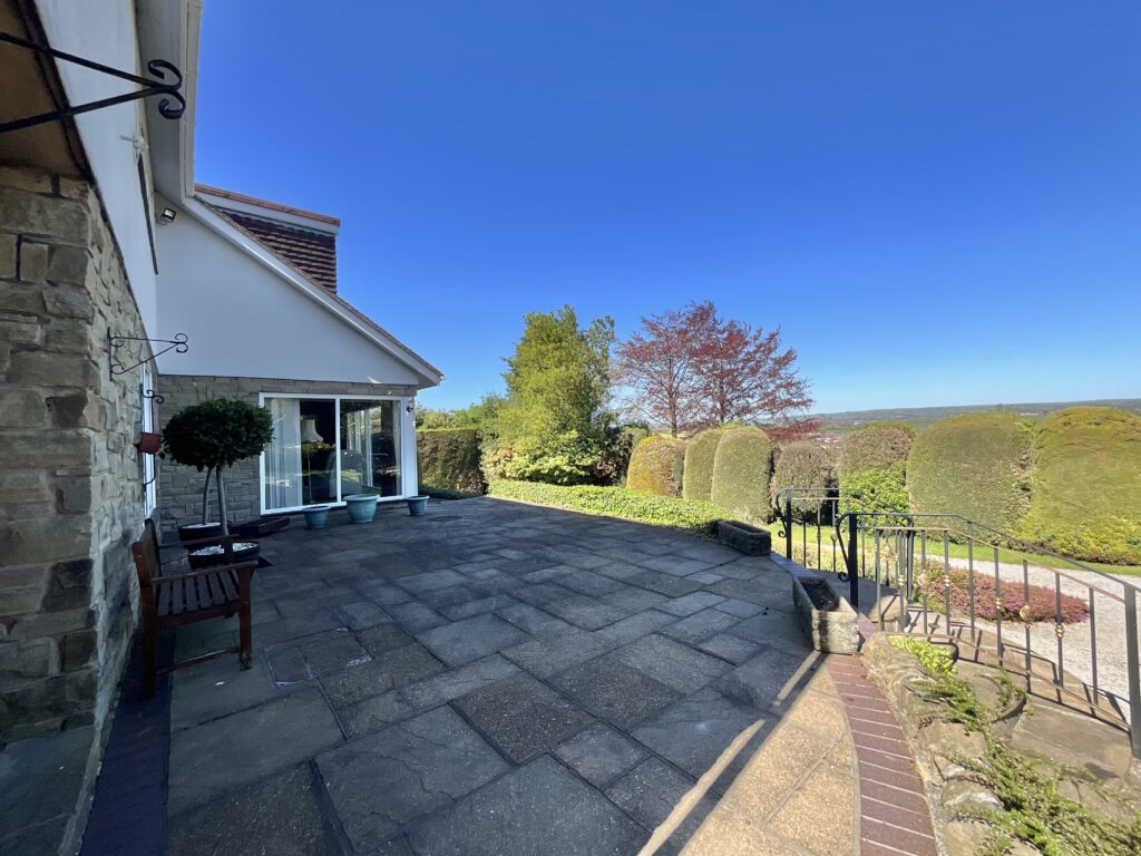 Harewood Close, Cheadle, ST10