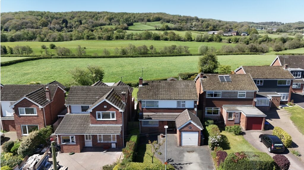 Aynsley Close, Cheadle, ST10