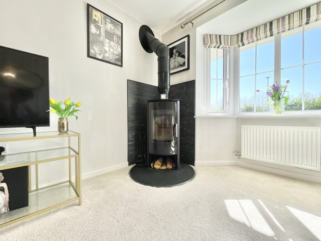 Yarnfield Parkway, Yarnfield, ST15