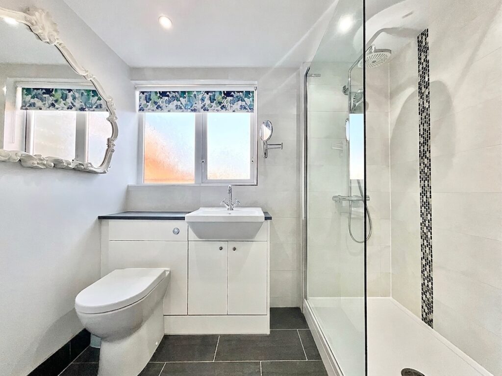 Meadow Way, Tean, ST10