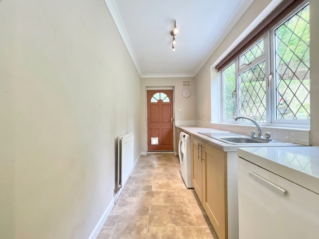 Park Drive, Cheadle, ST10