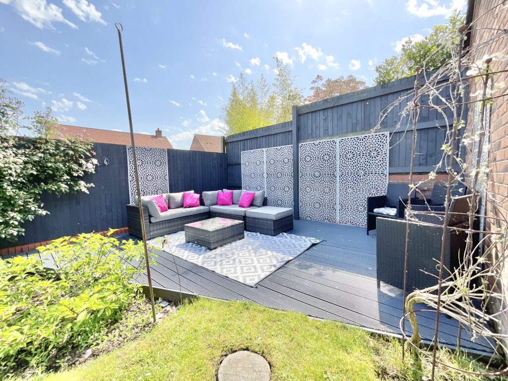 Wheelwright Drive, Eccleshall, ST21