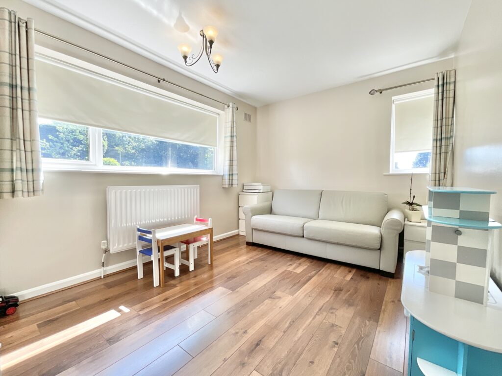 Whitgreave Lane, Whitgreave, ST18