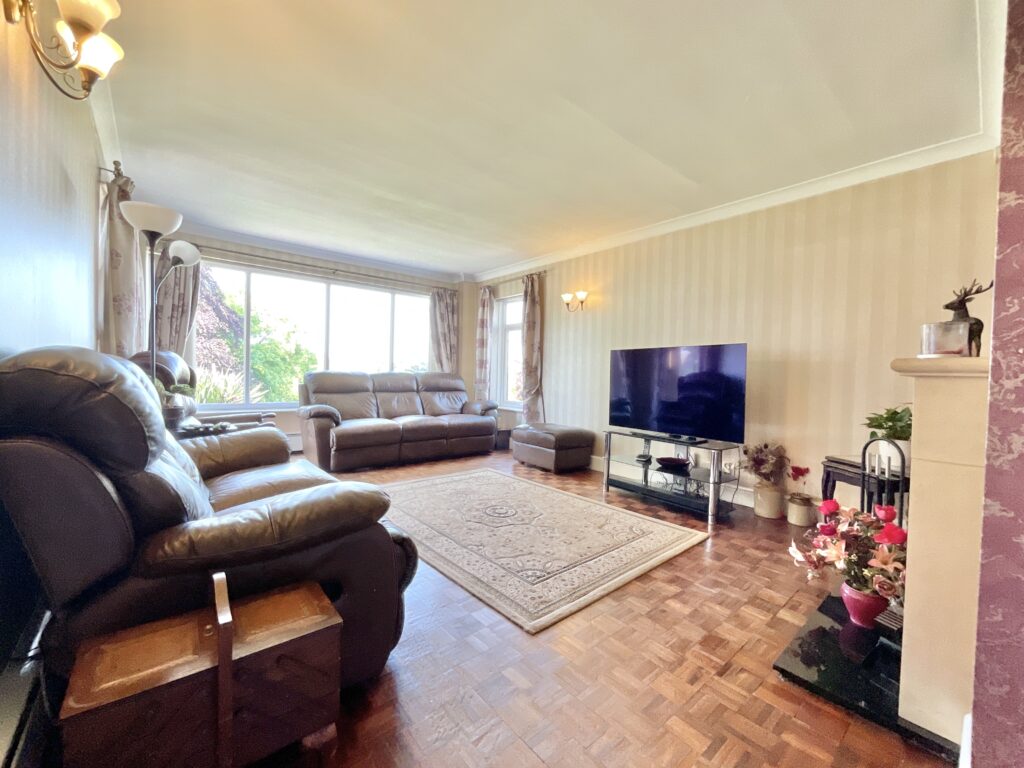 Whitgreave Lane, Whitgreave, ST18