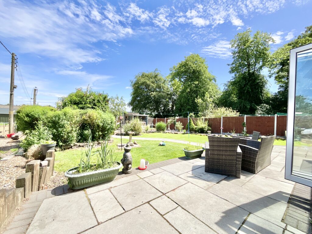 Dunston, Stafford, ST18