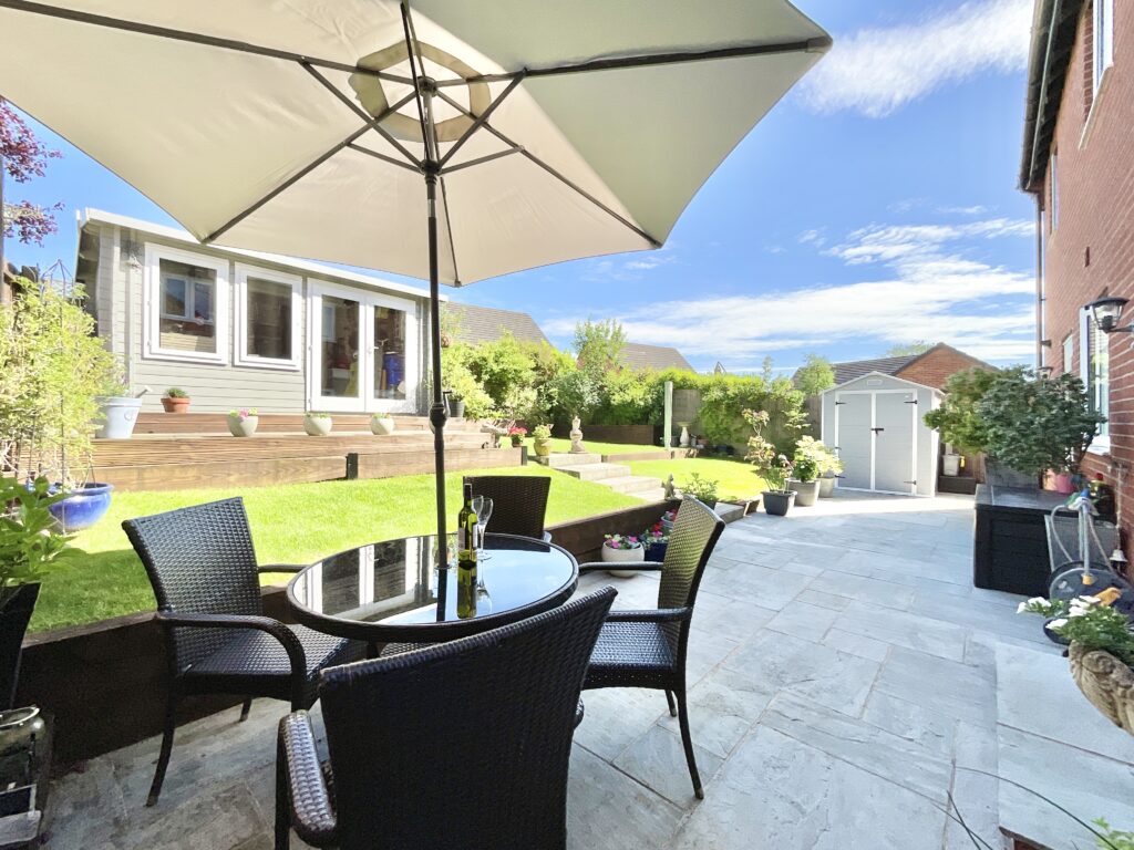 Daffodil Drive, Gnosall, ST20