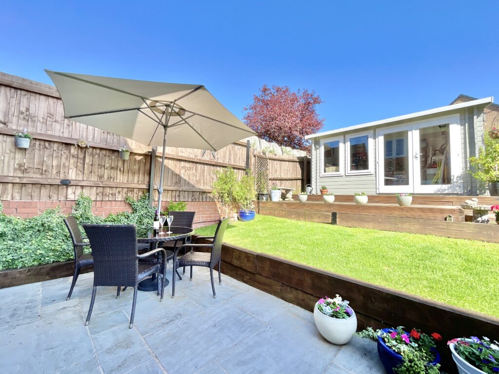 Daffodil Drive, Gnosall, ST20