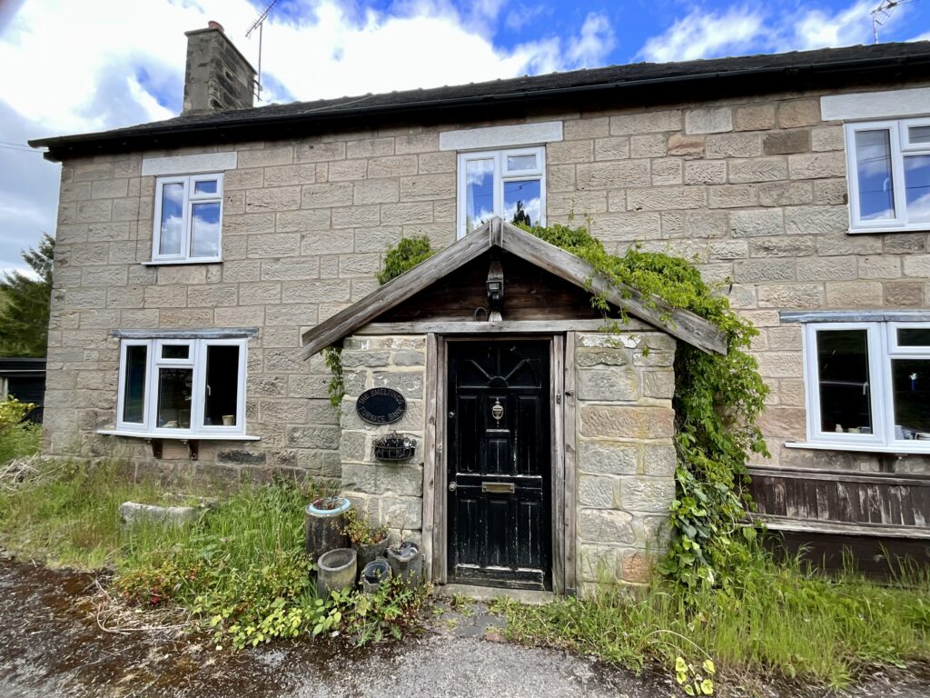 Great Gate, Tean, ST10