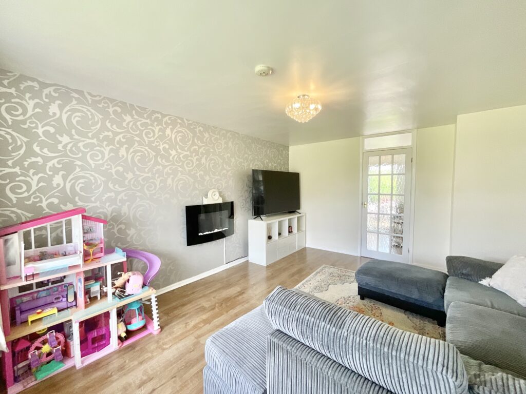 Newlands Close, Stone, ST15